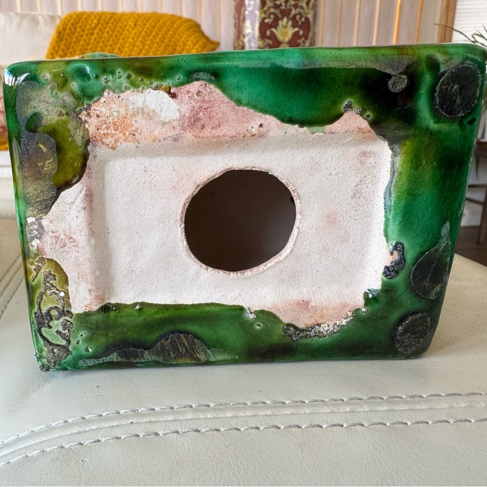 Green Ceramic Foo Dog Pair - Glazed Guardian Statues - Picture 5 of 15